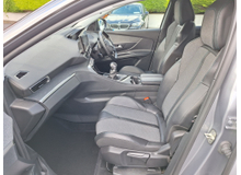 2022 Peugeot 3008 1.5L Diesel For Sale Images