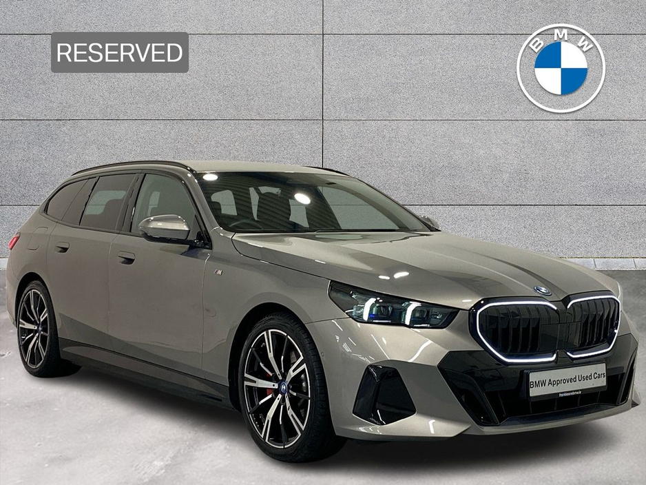 2024 BMW 5 Series 2L Petrol Plug-in Hybrid For Sale Images