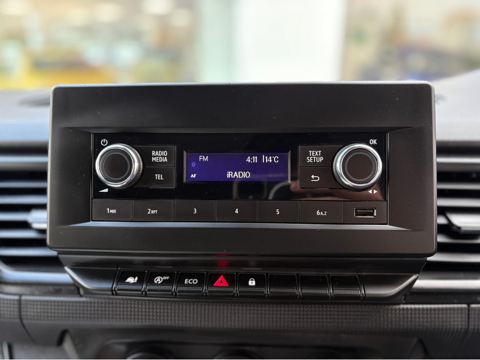 2022 Renault Trafic 2L Diesel For Sale Images