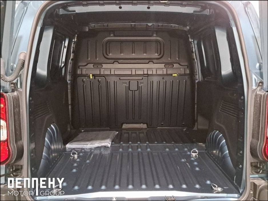 2025 Opel Combo 1.5L Diesel For Sale Images
