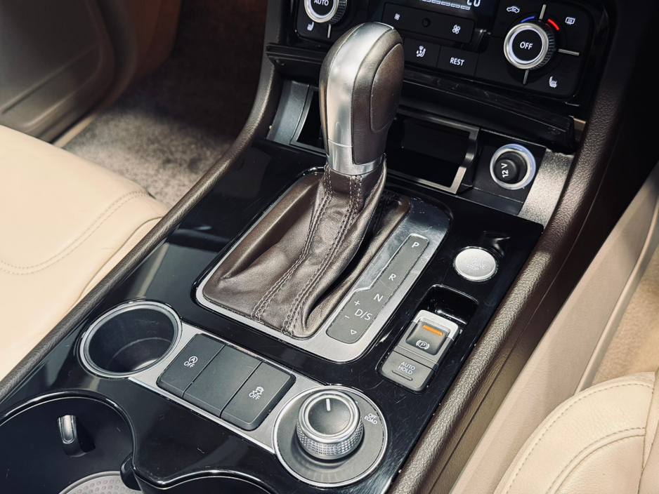 2018 Volkswagen Touareg 3L Diesel For Sale Images