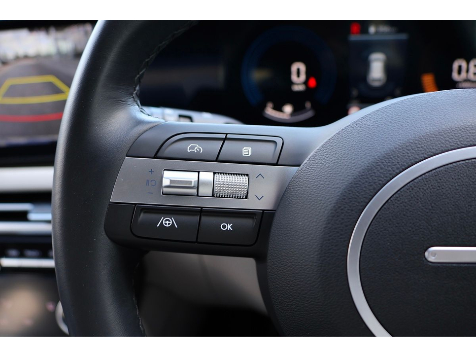 Hyundai Tucson Tucson FL Executive - Special 4.99% APR Finance Available on This Vehicle — thumbnail 12