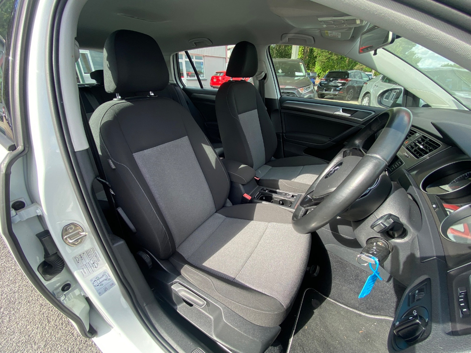 2016 Volkswagen Golf 1.2L Petrol For Sale Images