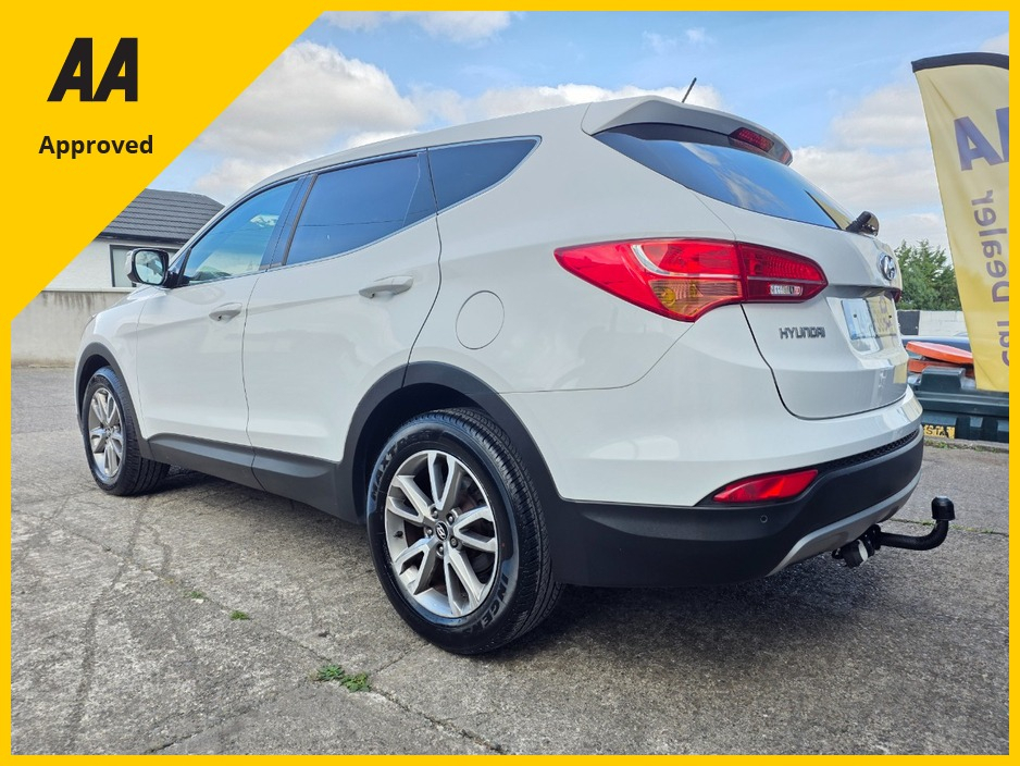 2014 Hyundai Santa Fe 2.2L Diesel For Sale Images
