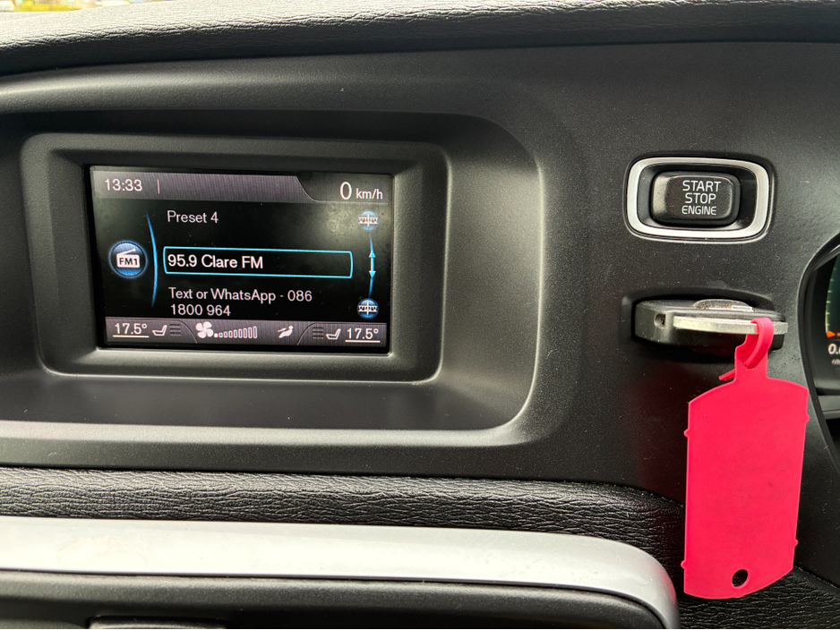 2018 Volvo V40 2L Diesel For Sale Images
