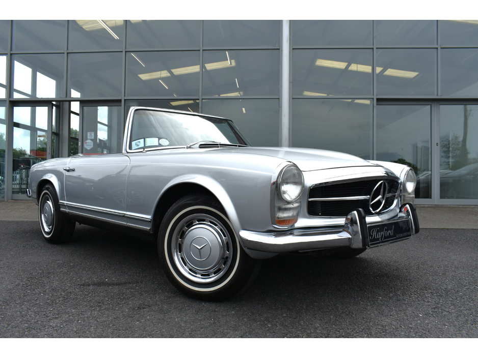 1967 Mercedes-Benz 250 2.5L Petrol For Sale Images