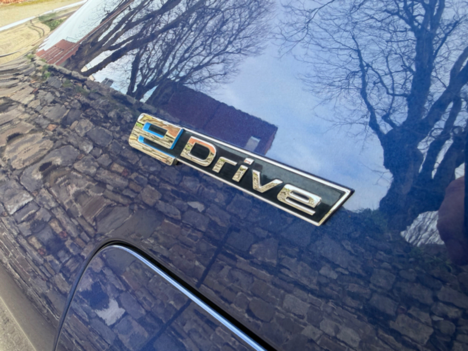 2019 BMW 5 Series 2L Petrol Plug-in Hybrid For Sale Images