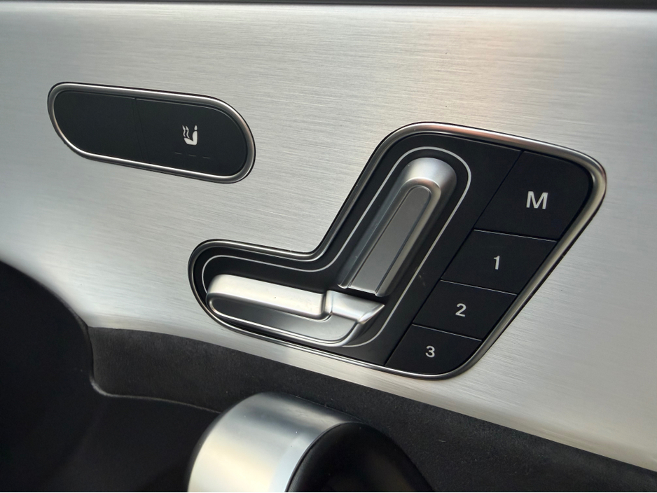 2023 Mercedes-Benz CLA Class 1.3L Hybrid For Sale Images