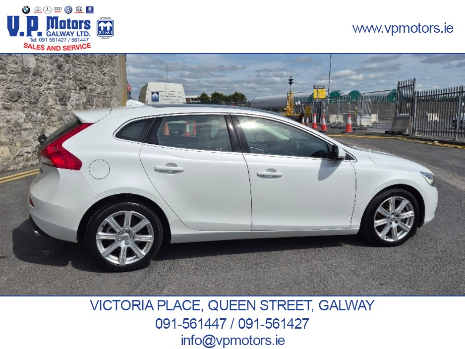 2019 Volvo V40 1.5L Petrol For Sale Images