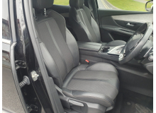2022 Peugeot 3008 1.6L Petrol Plug-in Hybrid For Sale Images