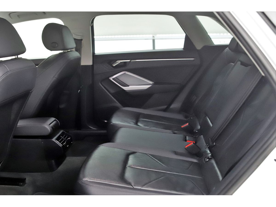 Audi Q3 35 TDI 150BHP SE 6SPD *FULL LEATHER* — thumbnail 16
