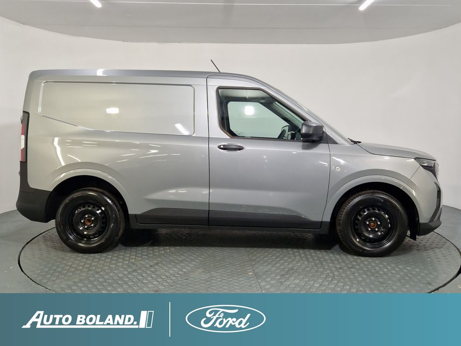 2026 Ford Transit Courier 1.5L Diesel For Sale Images