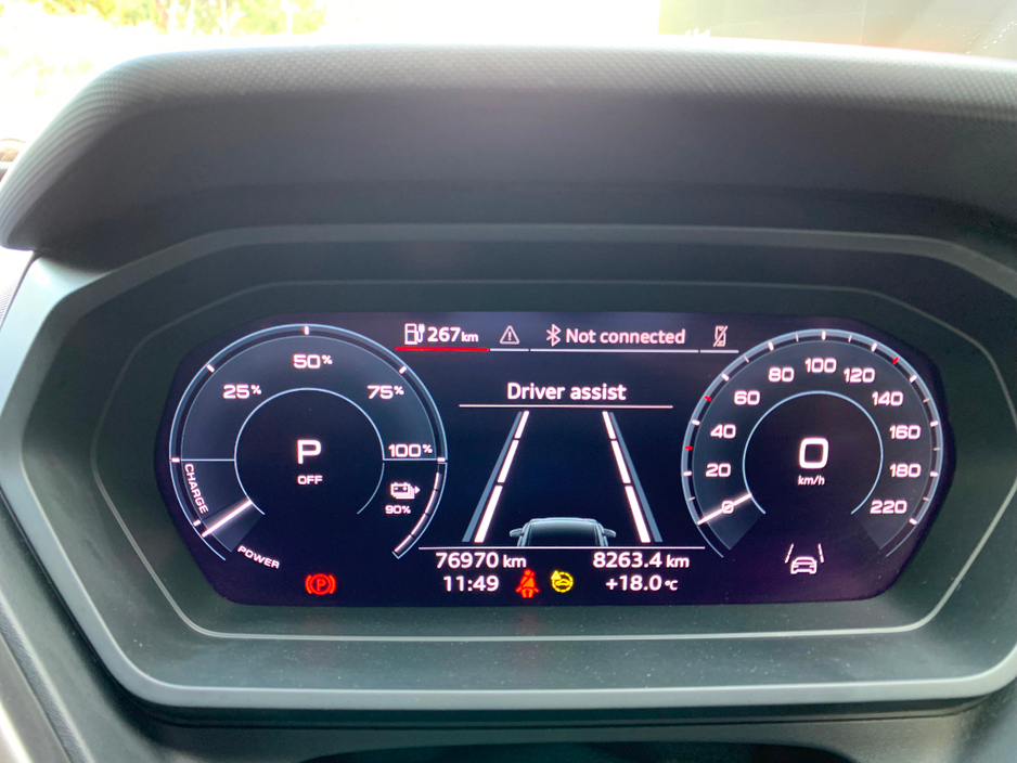 Audi Q4 e-tron E-TRON SPORT 35 EV AUTO // ONE OWNER // FULL SERVICE HISTORY // STUNNING CONDITION // 08/27 NCT AND €120 ROAD TAX // REVERSE CAMERA, HEATED SEATS AND — thumbnail 21