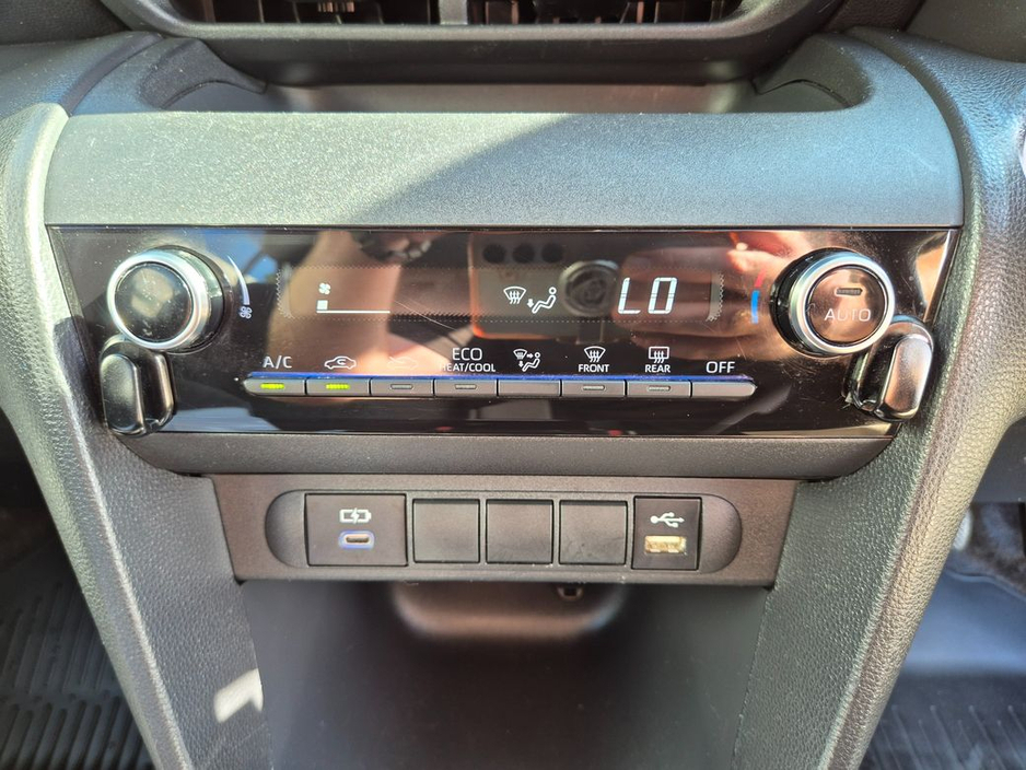 Toyota Yaris Cross 1.5 HYBRID / LUNA G PACK / TAX €150 — thumbnail 24