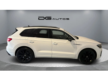 2021 Volkswagen Touareg 3L Diesel For Sale Images