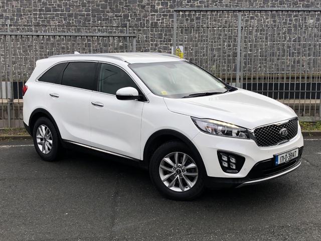 2017 (171) Kia Sorento 2.2 CRDI 2WD PLATINUM // 7 SEATER ... 2017 (171) Kia Sorento 2.2 CRDI 2WD PLATINUM // 7 SEATER ...