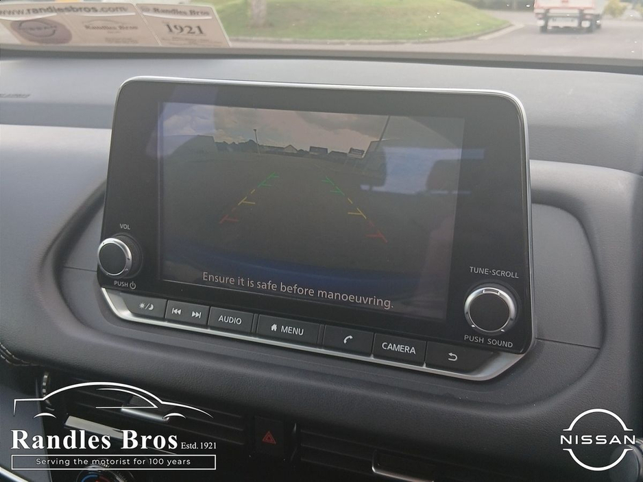 Nissan Qashqai 1.3 PET MILD HYBRID SV CVT — thumbnail 19