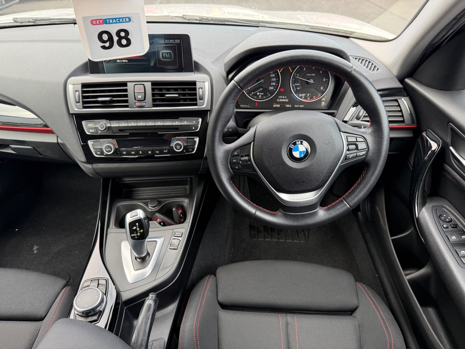 BMW 1 Series SPORT 2.0 DIESEL AUTOMATIC *REAR VIEW CAMERA, 16 " ALLOYS, REVERSE SENSORS, CRUISE CONTROL, BLUETOOTH CONNECTIVITY, DUAL ZONE CLIMATE CONTROL, PUSH START/STOP BUTTON, SERVICE HISTORY* — thumbnail 12