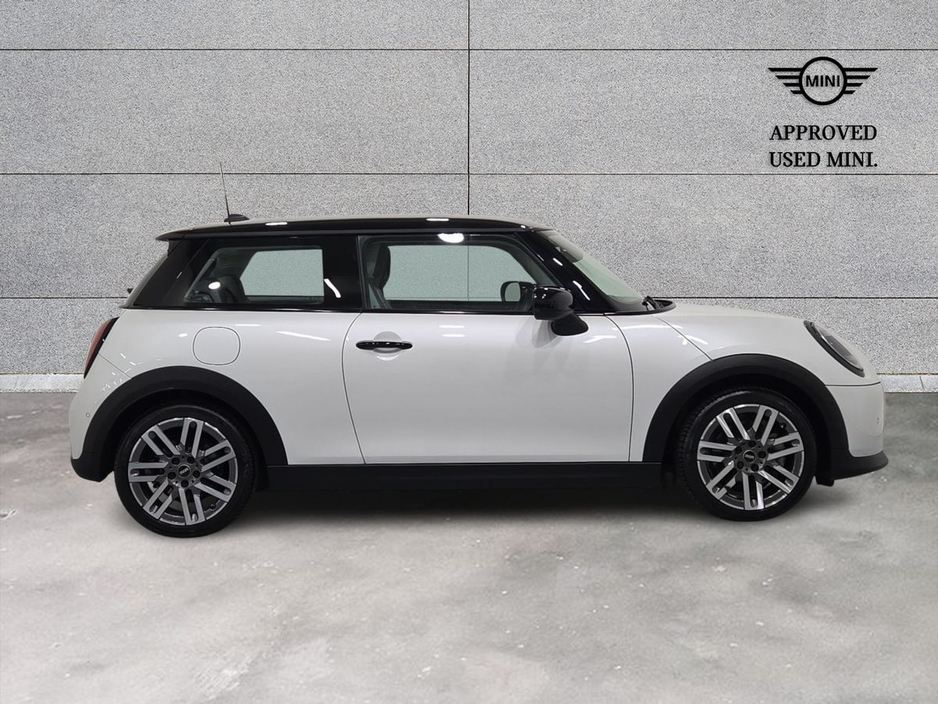 2024 MINI Hatch 1.5L Petrol For Sale Images