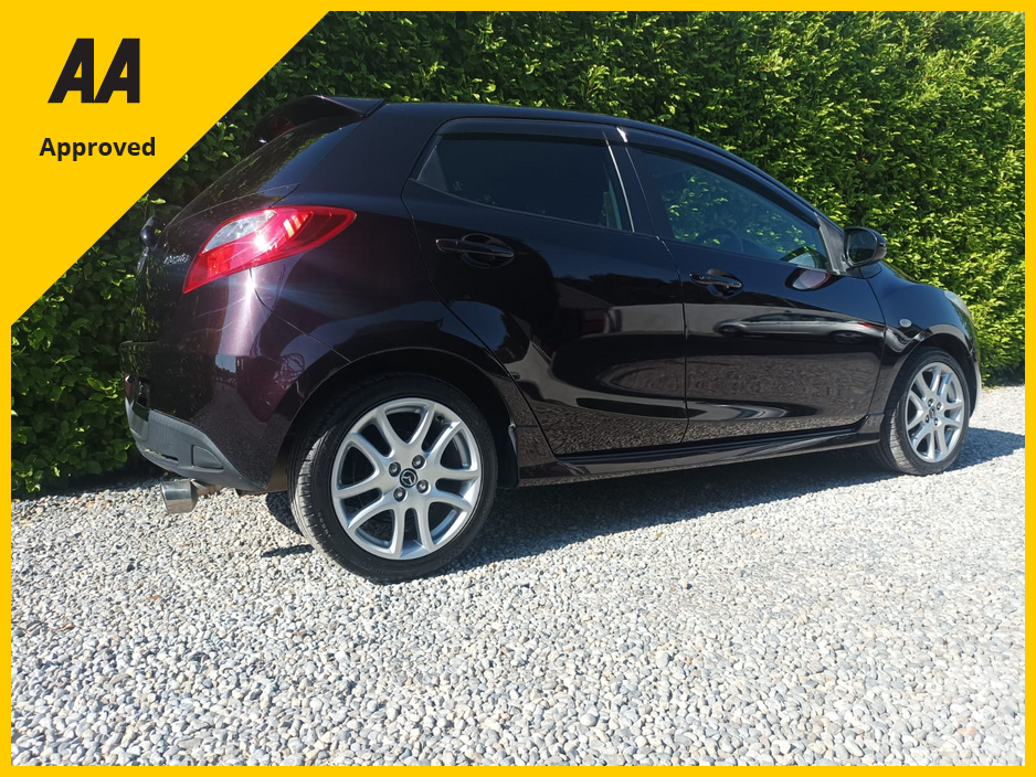 2014 Mazda Mazda2 1.5L Petrol For Sale Images
