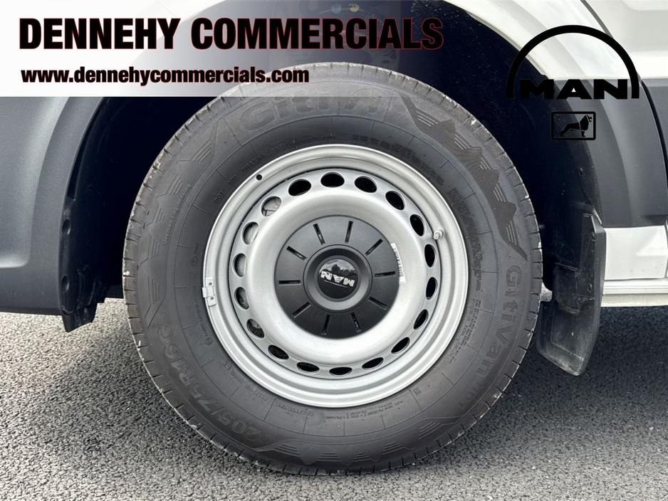 2025 MAN TGE 2.0L Diesel For Sale Images