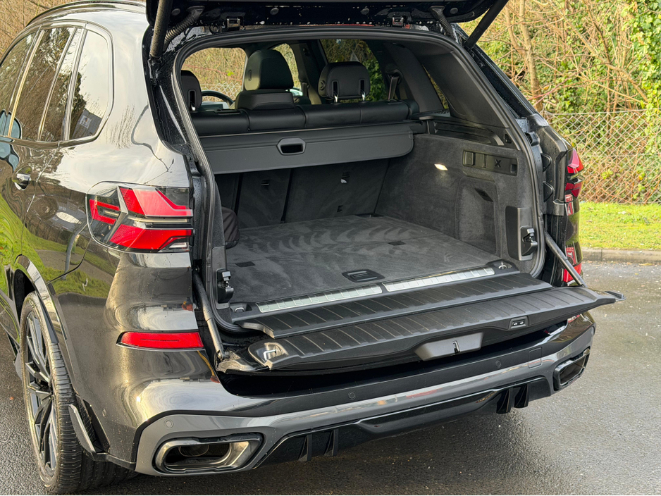 2024 BMW X5 3L Petrol Plug-in Hybrid For Sale Images