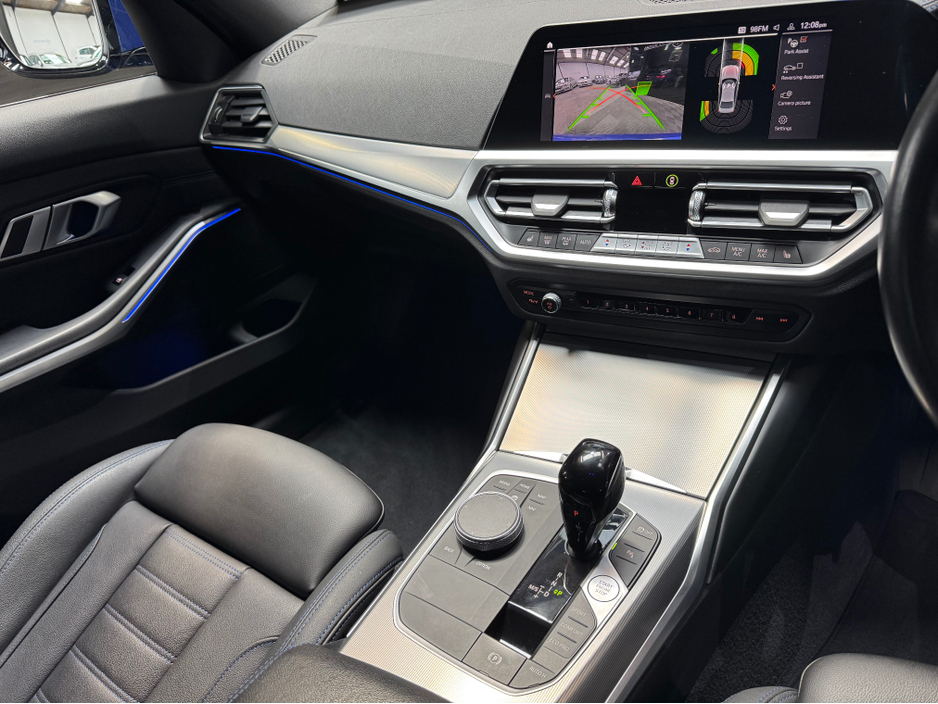 2022 BMW 3 Series 2.0L Diesel For Sale Images