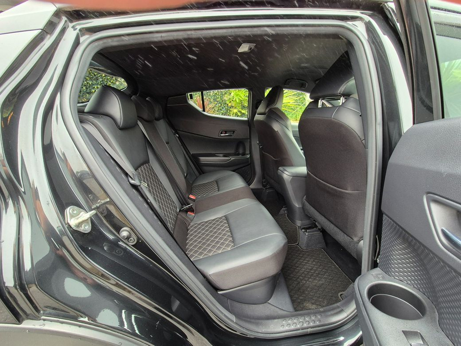 Toyota C-HR 1.8 HYBRID / SOL NERO WITH SAFETEY PACK 2 / TAX €160 — thumbnail 14
