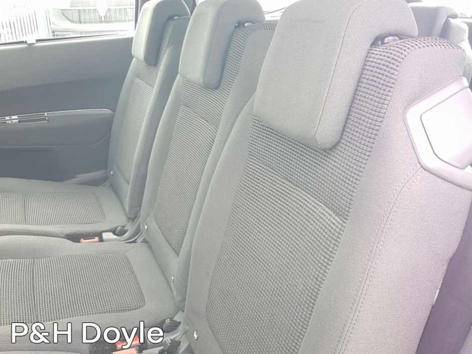 2016 Peugeot 5008 1.6L Diesel For Sale Images