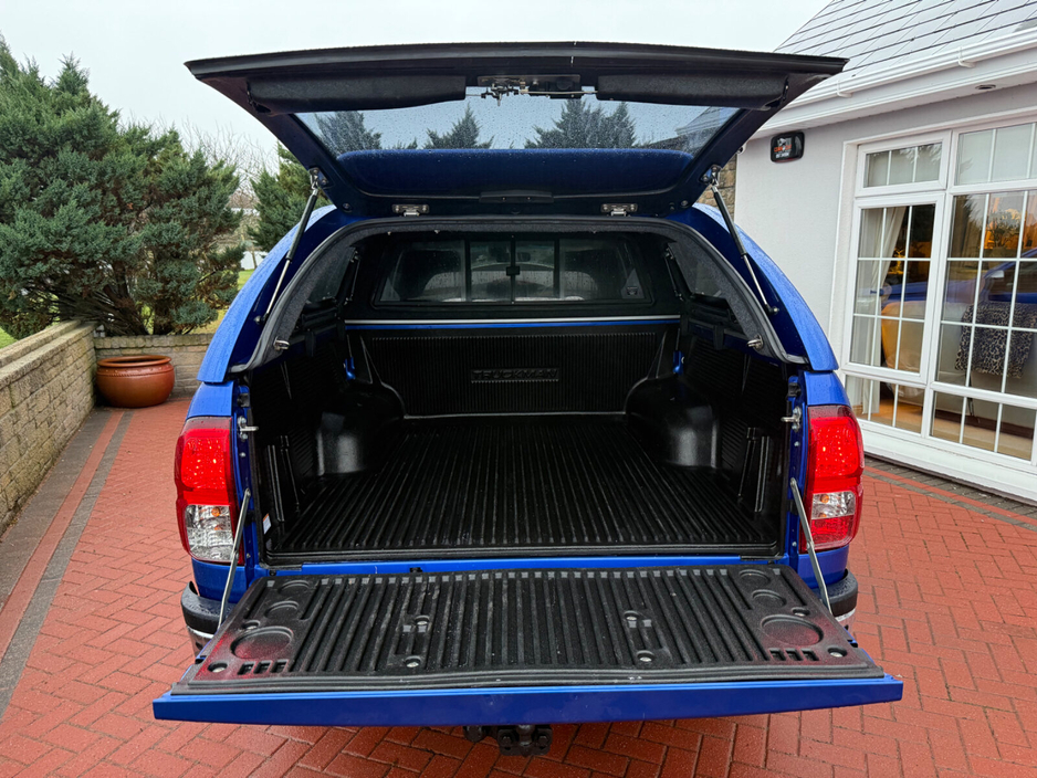 2020 Toyota Hilux 2.4L Diesel For Sale Images
