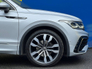 2021 VOLKSWAGEN TIGUAN R-LINE 2.0 TDI // FULL R-LINE PACK // 360 SURROUND PARKING SENSORS // DIGITAL CLUSTER // HEATED MULTIFUNCTIONAL STEERING WHEEL