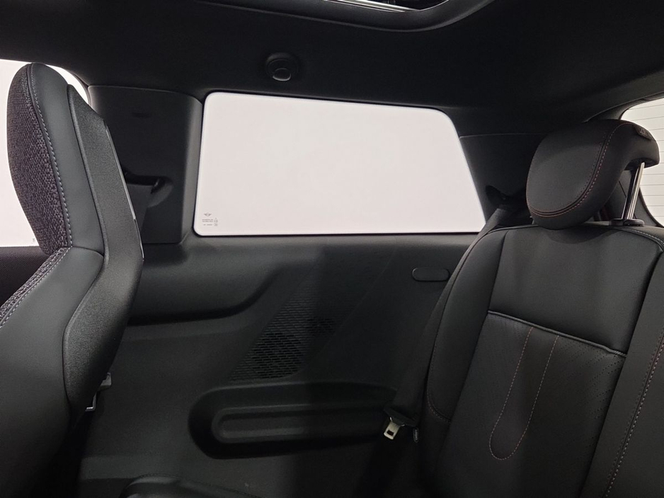 2026 MINI Hatch 2L Petrol For Sale Images