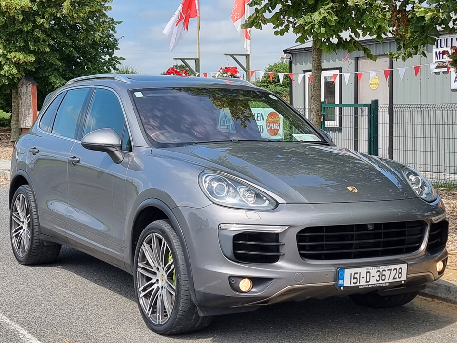 2015 Porsche Cayenne 3L Petrol Plug-in Hybrid For Sale Images