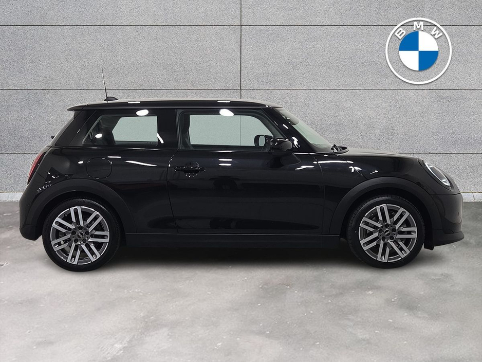 2024 MINI Hatch 1.5L Petrol For Sale Images