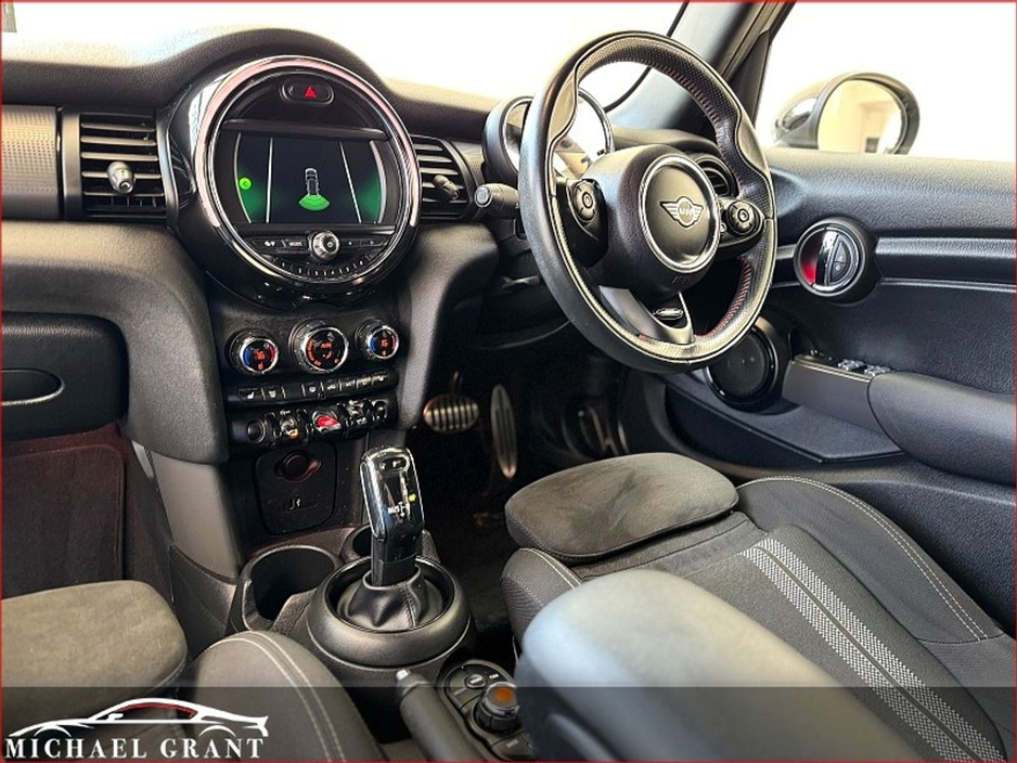 2020 MINI Hatch 1.5L Petrol For Sale Images
