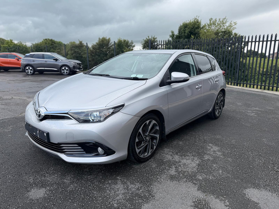 2015 Toyota Auris 1.6L Diesel For Sale Images
