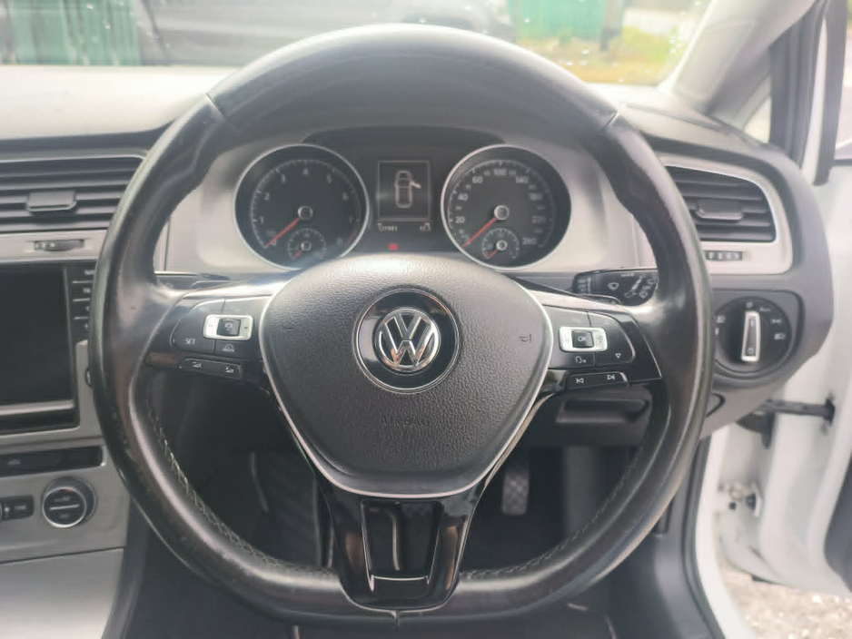 2016 Volkswagen Golf 1.2L Petrol For Sale Images