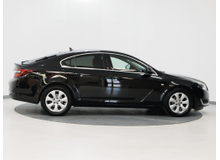 VAUXHALL Insignia 2017