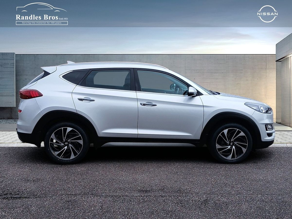 Hyundai Tucson 2WD Executive Plus — thumbnail 5