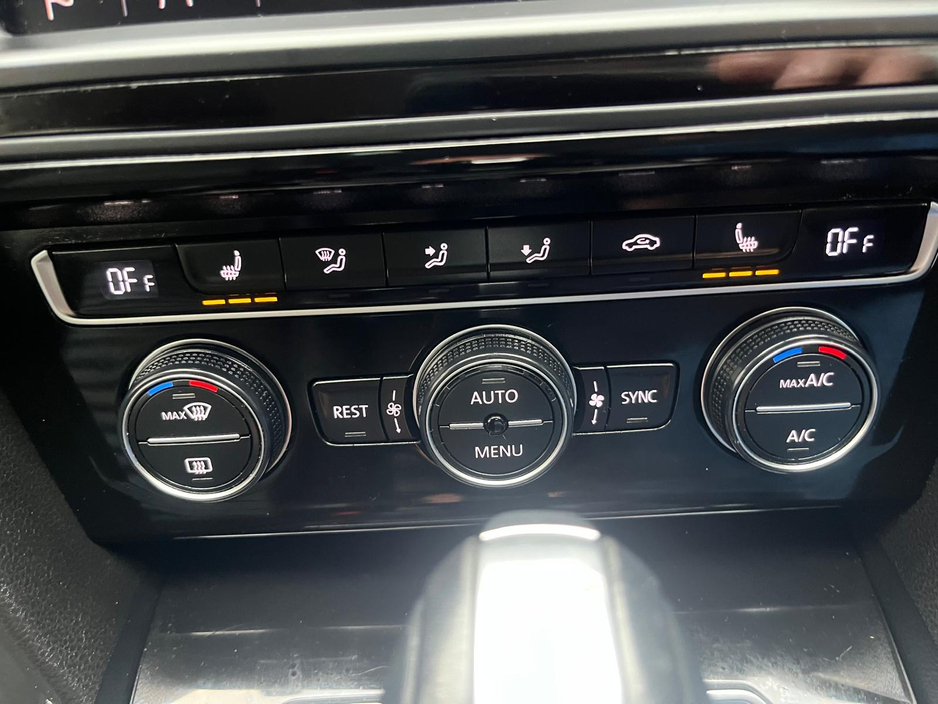 2016 Volkswagen Passat 2L Diesel For Sale Images