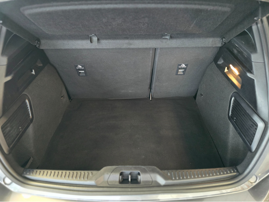 2023 Ford Focus 1.0L Petrol Hybrid For Sale Images