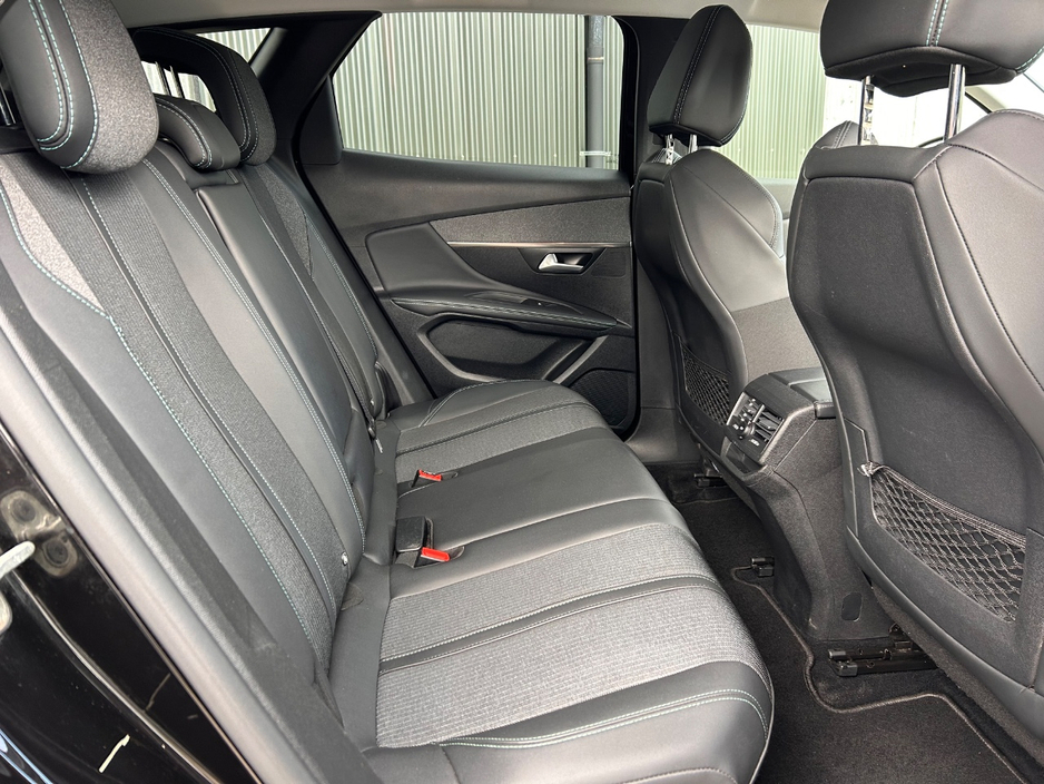 2022 Peugeot 3008 1.5L Diesel For Sale Images