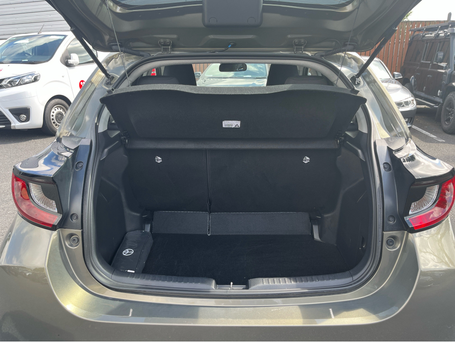 2024 Toyota Yaris 1.5L Petrol Hybrid For Sale Images