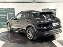2022 Porsche Cayenne 3L Petrol Plug-in Hybrid For Sale Images