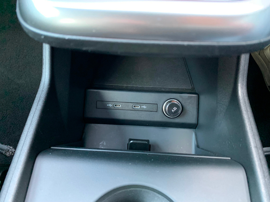 Audi Q4 e-tron E-TRON SPORT 35 EV AUTO // ONE OWNER // FULL SERVICE HISTORY // STUNNING CONDITION // 08/27 NCT AND €120 ROAD TAX // REVERSE CAMERA, HEATED SEATS AND — thumbnail 24