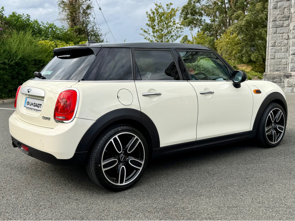 2015 MINI Hatch 1.5L Petrol For Sale Images