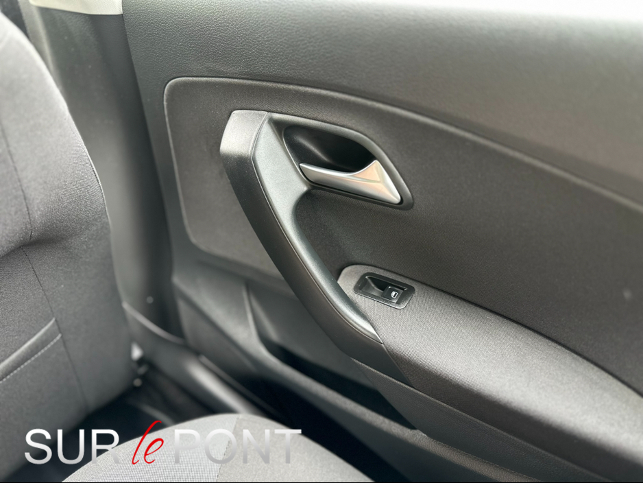 2016 Volkswagen Polo 1.2L Petrol For Sale Images