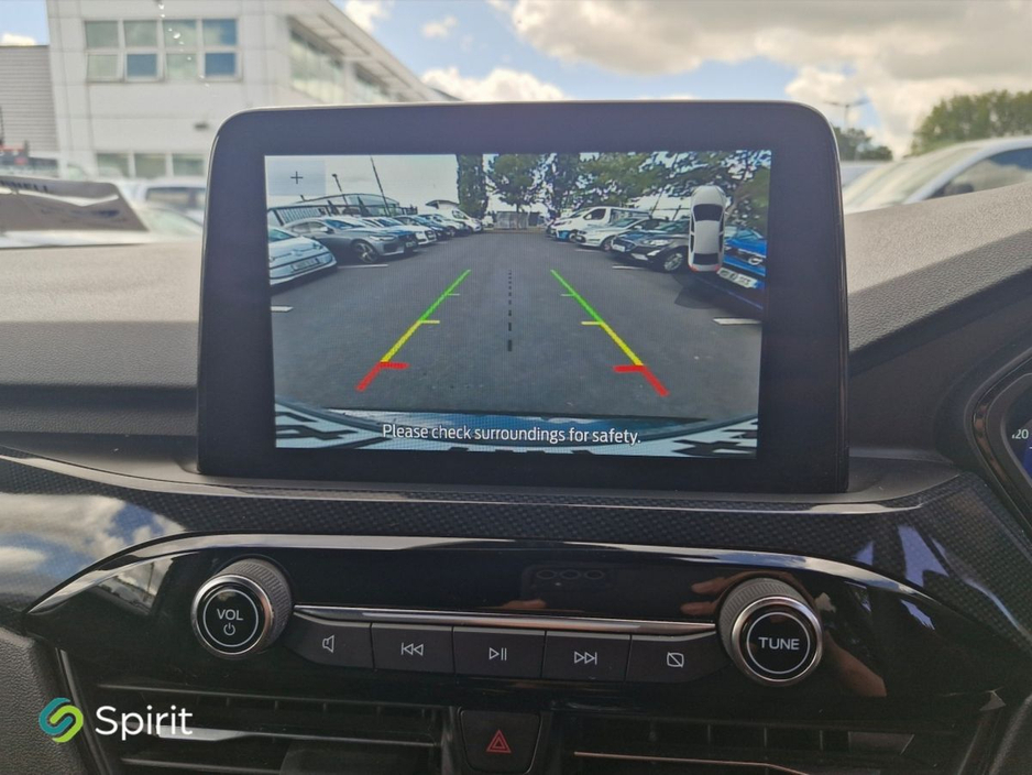 Ford Kuga 2.5 PHEV ST-Line Auto — thumbnail 14