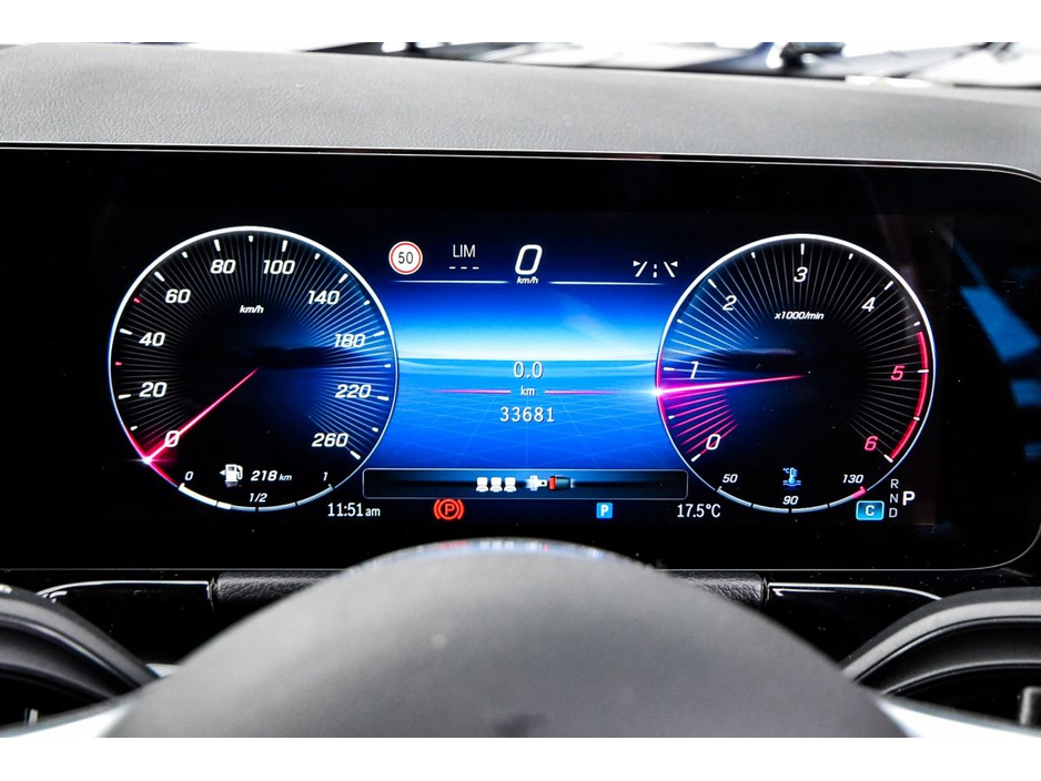Mercedes-Benz GLA Class 200d Progressive Night Pack Auto — thumbnail 14
