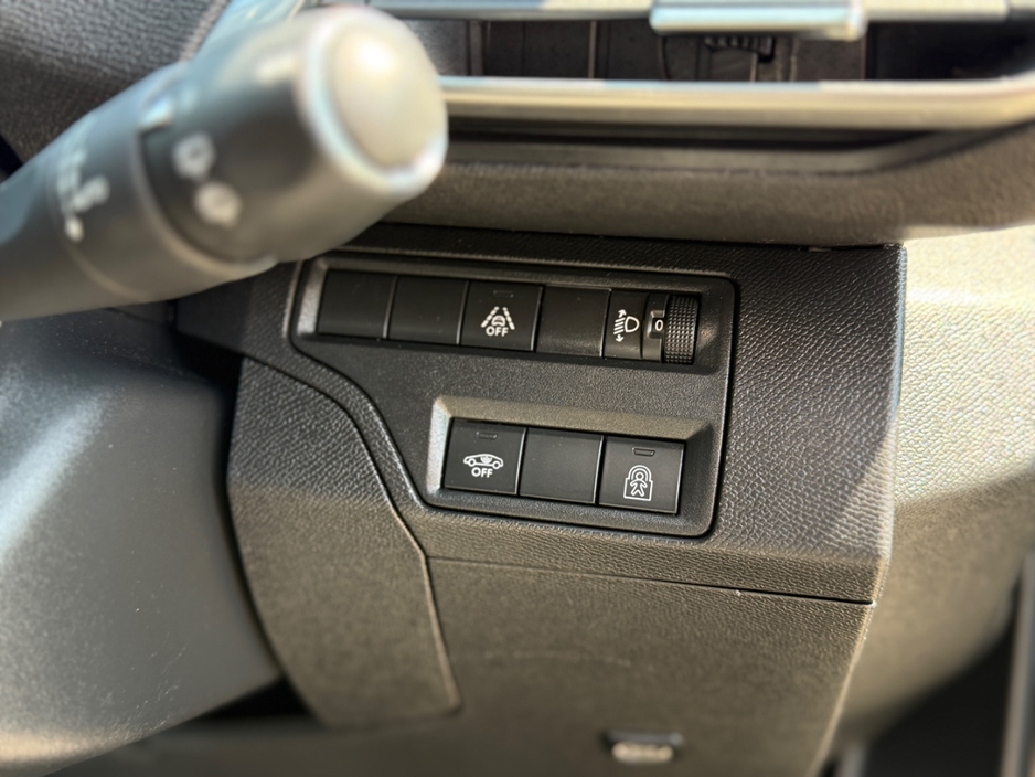 2022 Peugeot 3008 1.5L Diesel For Sale Images
